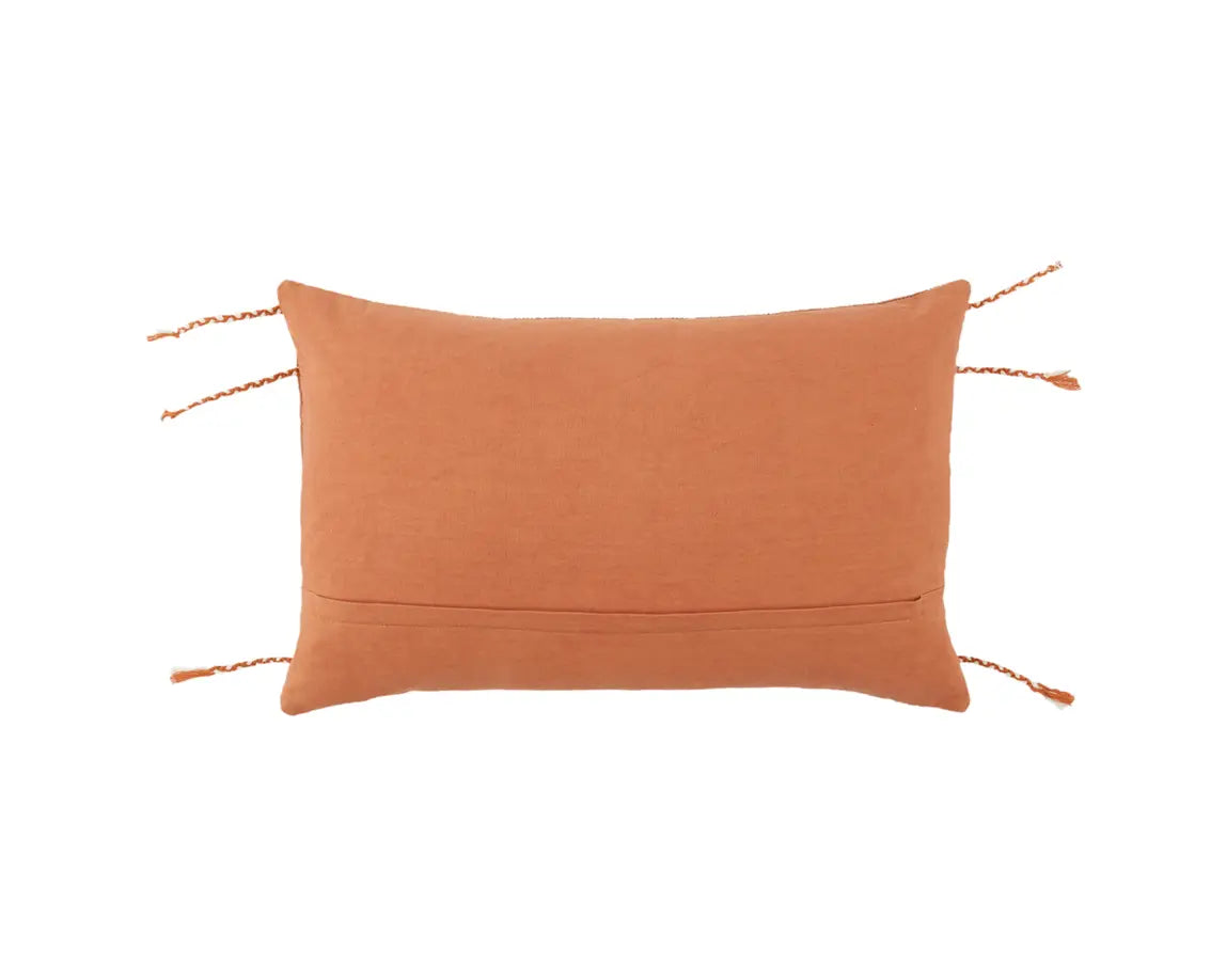 Navida Lumbar Pillow